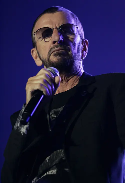 Avec son All-Starr Band à Sydney, 2013. La formation tourne sans interruption depuis 1989.